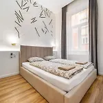 D38 Modern