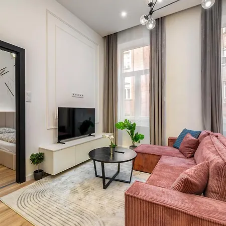 D38 Modern Apartamento